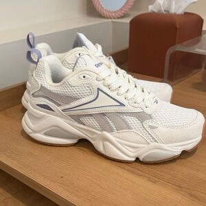 Reebok Charge Sneakers